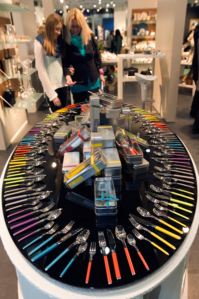 Besteckserie von Villeroy & Boch in den Trendfarben